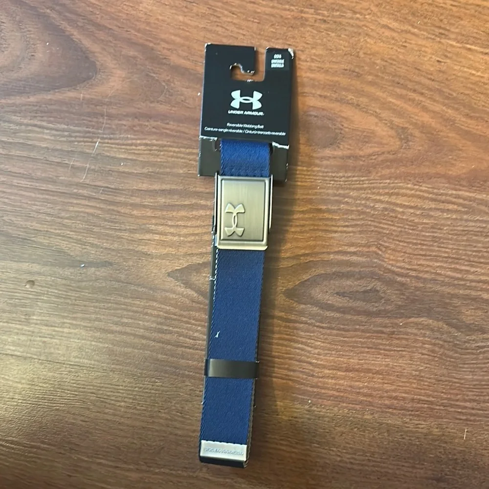 NWT reversible webbing Under Armour golf belt OSFM - one ribbed one smooth